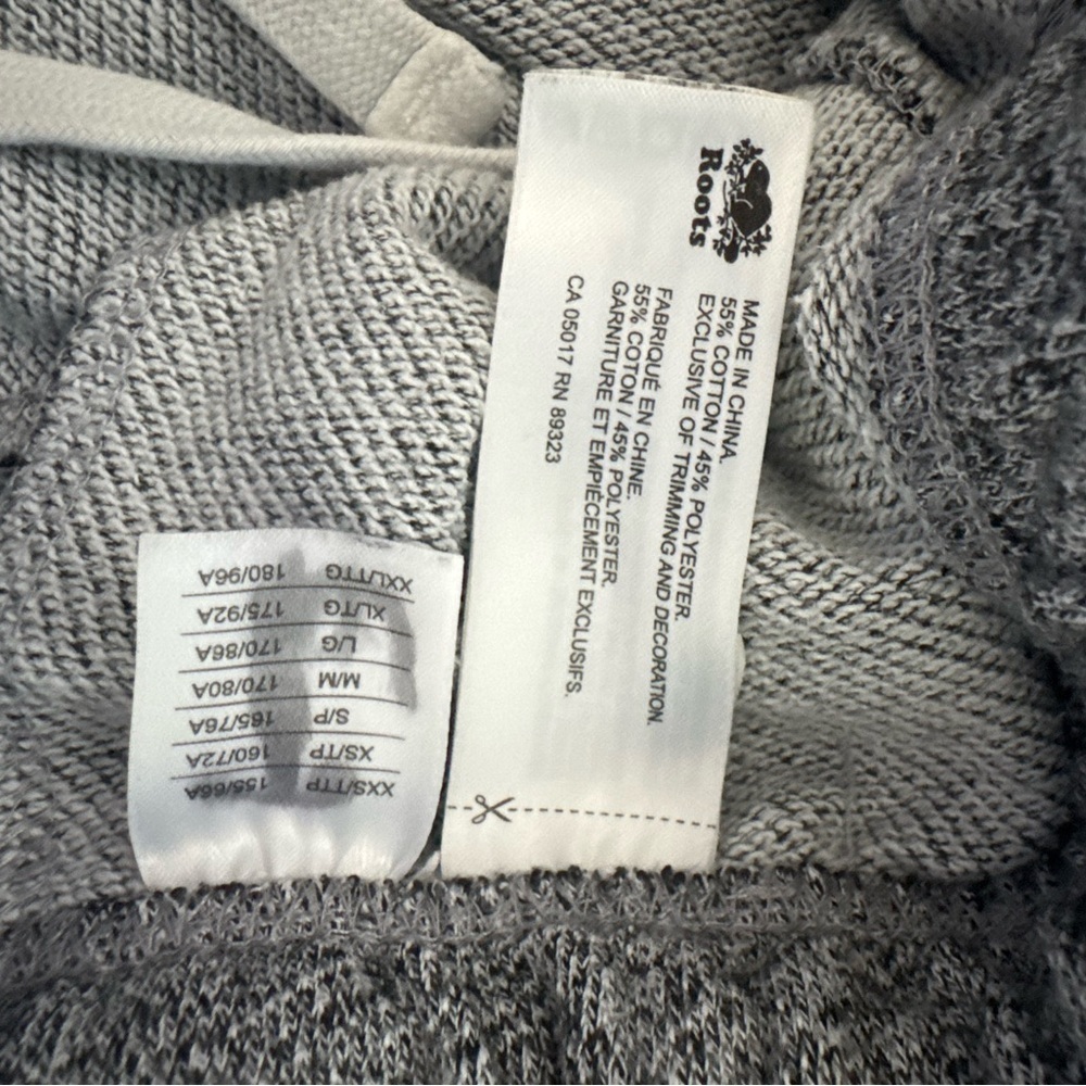 ROOTS Salt and Pepper Original Athletic Shorts (M) - Picture 6 of 6